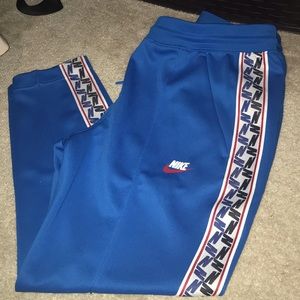 Nike pants
